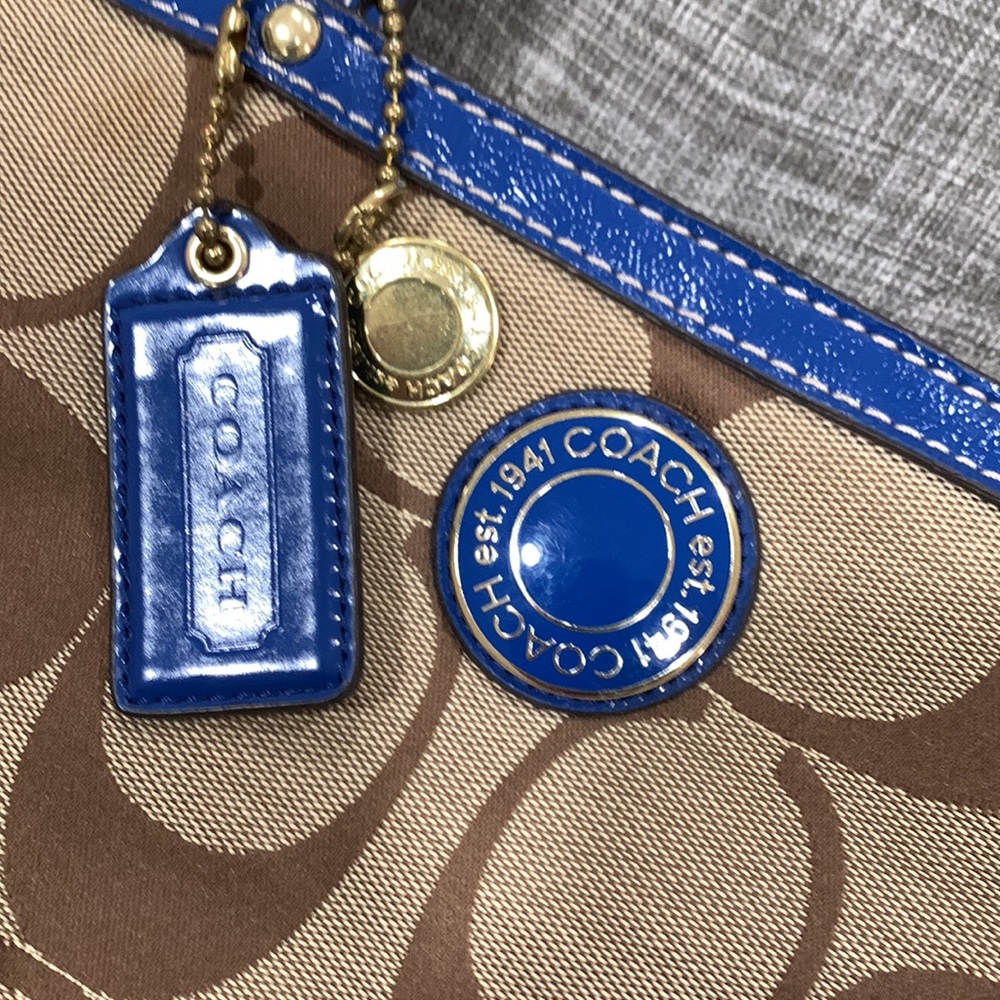 Coach Brown and Blue Signature Tote - Picture 14 of 15